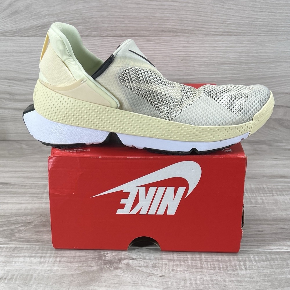 Nike Go FlyEase Alabaster Muslin Beige Brown New DR5540 700 Women's Size 10